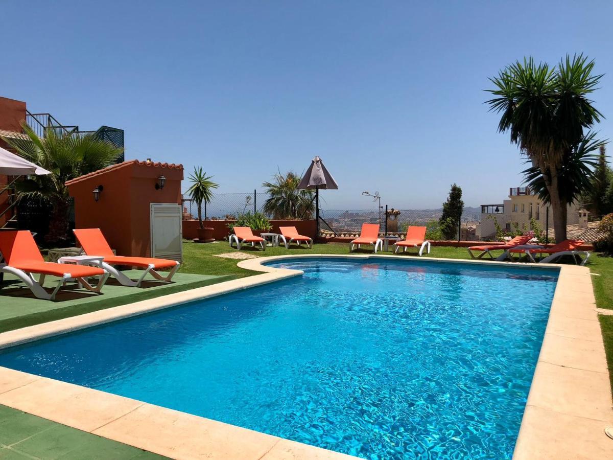 Cozy Apartment In Fuengirola Hills Exterior photo