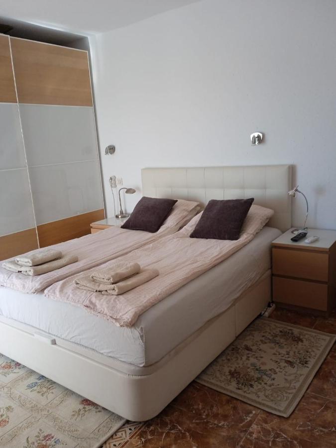 Cozy Apartment In Fuengirola Hills Exterior photo